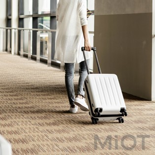 Чемодан Xiaomi Ninetygo PC Luggage 20'' White (6970055340052/6941413216869)