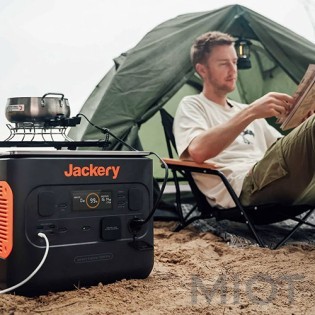 Портативна електростанцiя Jackery Explorer 2000 PRO