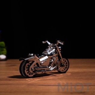 Мотоцикл механический набор Harley Davidson Roadway Fantasy Metal-Time MT012