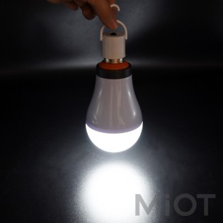 Лампочка світлодіодна Yijia LED rechargeable E27 light bulb 15W