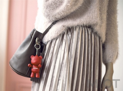 Брелок Xiaomi 1MORE Bear Earphone Stand Red