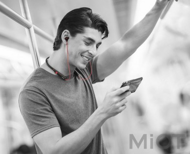 Навушники Xiaomi 1MORE Spearhead VR BT Headphones Black E1020BT