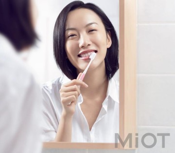 Комплект зубних щіток Xiaomi Dr.BEI Bass Toothbrush 4+1 (4 щітки +1 футляр) NUN4006RT