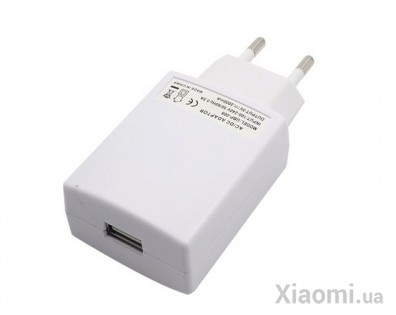 Зарядное устройство 5V 2A EU standard charger with Type-C cable White