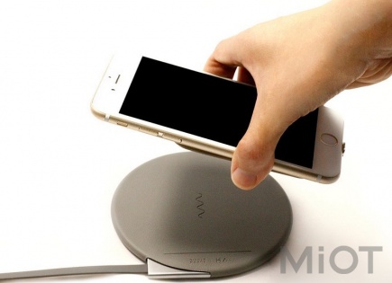 Бездротовий зарядний пристрій Qi 5V Xiaomi VH Wireless Charging Pad Xiaomi VH101 Brown