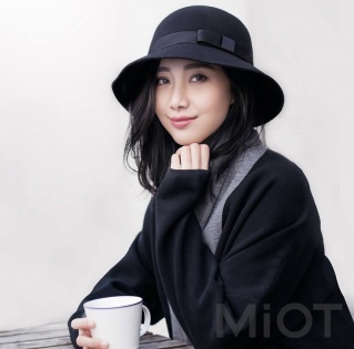 Капелюшок 90 Exquisite How Wool Felt Hat Black