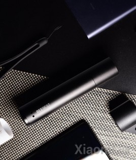 Фонарик Xiaomi BEEBEST Zoom Flashlight Black 1000 Lumens FZ101
