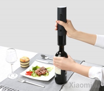 Штопор Xiaomi Huo Hou Electric Wine Bottle Opener Black (HU0027)