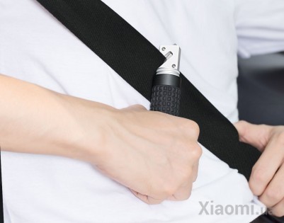 Автомобильный фонарик-мультитул Xiaomi Leao Car Safety Hammer Flashlight Black