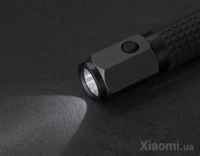 Автомобильный фонарик-мультитул Xiaomi Leao Car Safety Hammer Flashlight Black