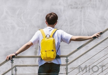 Рюкзак Xiaomi Mi Colorful Small Backpack 2076 Yellow 340*225*130 mm