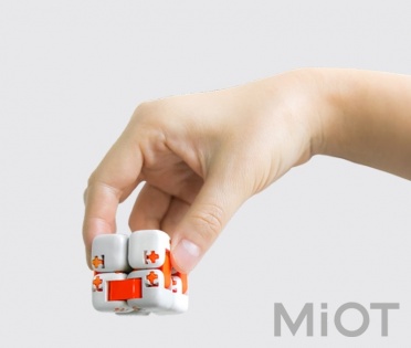 Іграшка кубик антистрес Xiaomi Mi Antistress Fingertips blocks (ZJM01IQI)