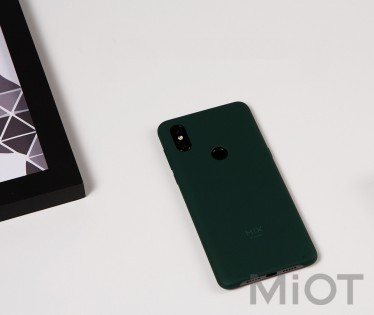 Чохол бампер Xiaomi Mi Frosted Shield Xiaomi Mi Xiaomi MiX 3 Green