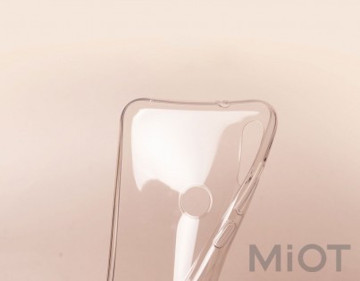 Чохол бампер силіконовий Xiaomi Mi Play Clear