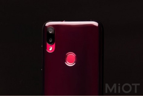 Чохол бампер силіконовий Xiaomi Mi Play Clear