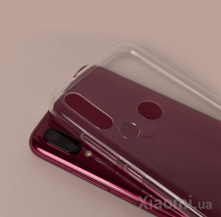 Чехол бампер силиконовый Xiaomi Mi Play Clear