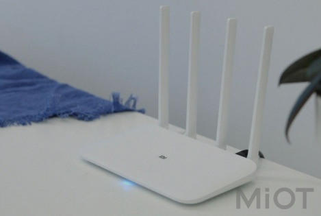 Роутер Xiaomi Mi WiFi Router 4