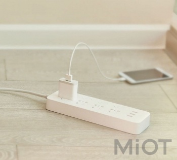 Удлинитель Mi Home (Mijia) Power Strip (4 розетки + 3 USB-port) 2 м White MJSWSKCXB-01QM