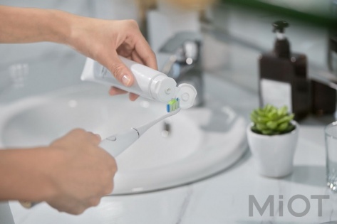 Розумна зубна електрощітки Xiaomi Oclean One Electric Toothbrush White