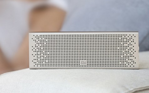 Портативна колонка Xiaomi Mi Bluetooth Speaker Gold