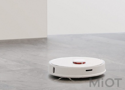 Робот пилосос миючий Xiaomi Roborock Vacuum Cleaner 2 White S50
