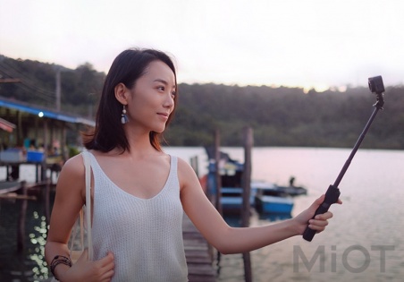 Монопод-трипод Selfie-timer for Xiaomi Mi Home (Mijia)/YI camera Black (FBA4077CN)
