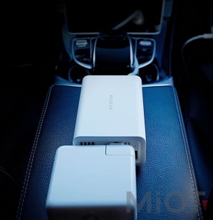 Автомобільний інвертор Xiaomi SmartMi Car Inverter White CZNBQ01ZM (OBE6001RT)