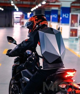 Рюкзак Transformers Bumblebee Polyhedron Backpack Grey