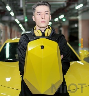 Рюкзак Transformers Bumblebee Polyhedron Backpack Yellow