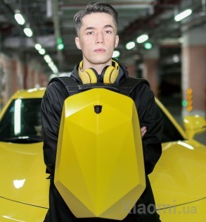 Рюкзак Transformers Bumblebee Polyhedron Backpack Yellow