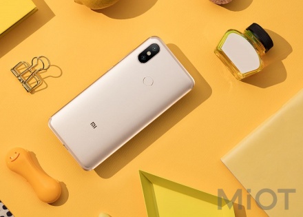 Смартфон Xiaomi Mi 6X 4/64 Gold