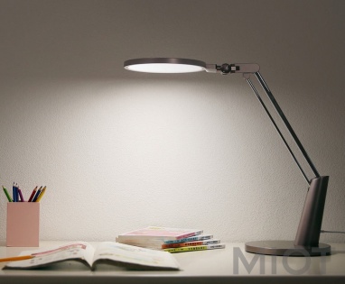 Настільна лампа Xiaomi Yeelight Smart Serene Eye-Friendly Desk Lamp Pro Gold YLTD04YL