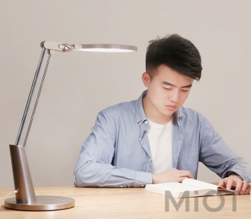 Настільна лампа Xiaomi Yeelight Smart Serene Eye-Friendly Desk Lamp Pro Gold YLTD04YL