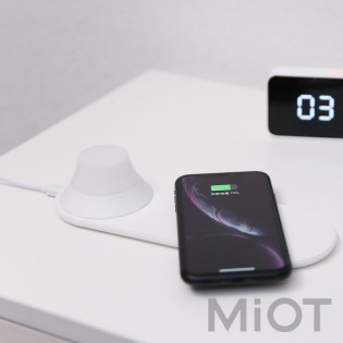 Бездротовий зарядний пристрій Xiaomi Yeelight Wireless Charging Night Light White (YLYD04YI)