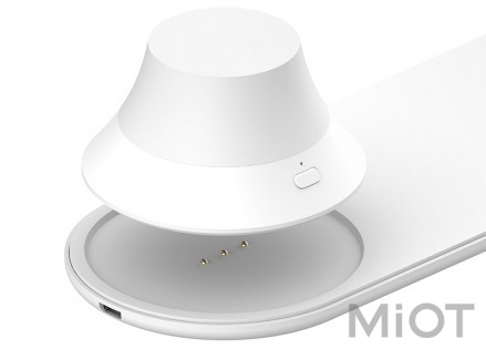 Бездротовий зарядний пристрій Xiaomi Yeelight Wireless Charging Night Light White (YLYD04YI)