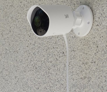 IP-камера видеонаблюдения Xiaomi YI Outdoor Camera (YI-86003)