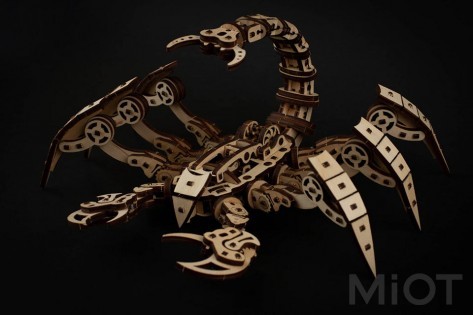 Колекційна модель Time for Machine Scorpio WOODEN SERIES