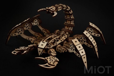 Колекційна модель Time for Machine Scorpio WOODEN SERIES