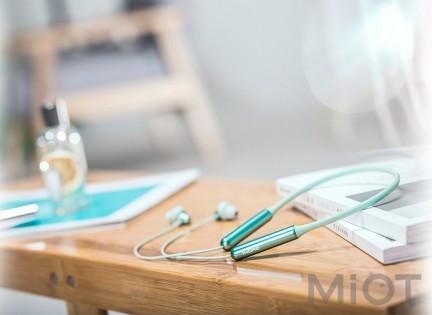 Бездротові навушники Xiaomi 1MORE Stylish BT Green E1024BT