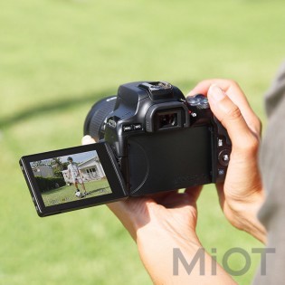 Фотокамера Canon EOS Mark II 200D 2
