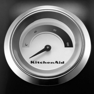 Электрочайник KitchenAid Artisan 5KEK1522EBK, чугун