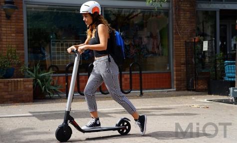 Електричний самокат Xiaomi Ninebot KickScooter ES2 Black