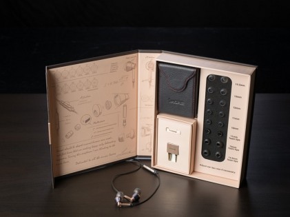 Навушники Xiaomi 1MORE Triple Driver Lightning In-Ear Headphones