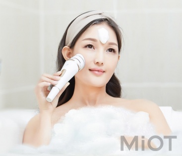 Масажер для обличчя Xiaomi inFace Cleansing Instrument MS1000