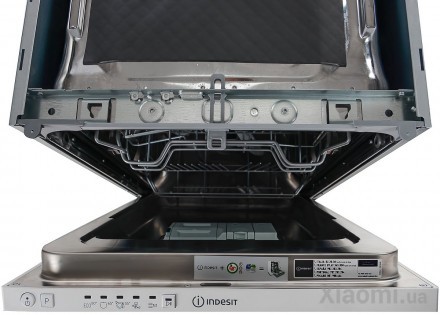 Посудомоечная машина Indesit DSIE2B10