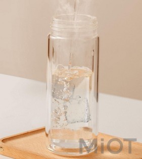 Заварочный термос с дисплеем Xiaomi QUANGE Intelligent Tea Separator Cup White (SJ020501)