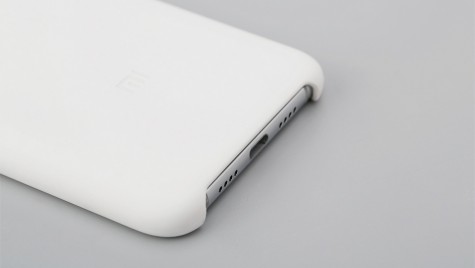 Чохол бампер силіконовий для Xiaomi Mi 6 White 1171500021