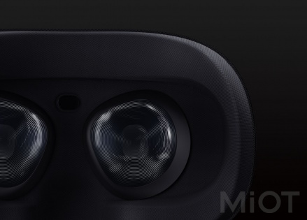 Шолом Гарнітура Xiaomi Mi VR Standalone V10 32Gb