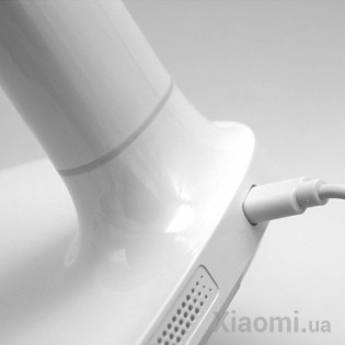 Настольная лампа с беспроводным зарядным устройством Xiaomi Midea Q1