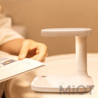 Настільна лампа з бездротовим зарядним пристроєм Xiaomi Midea Q1